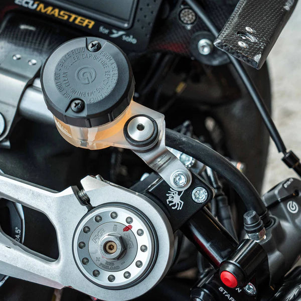 Kit de suporte do reservatório de freio/embreagem WorldSSP Feel Racing Ducati Panigale V2 955 (20-24) FR.08.KIT 