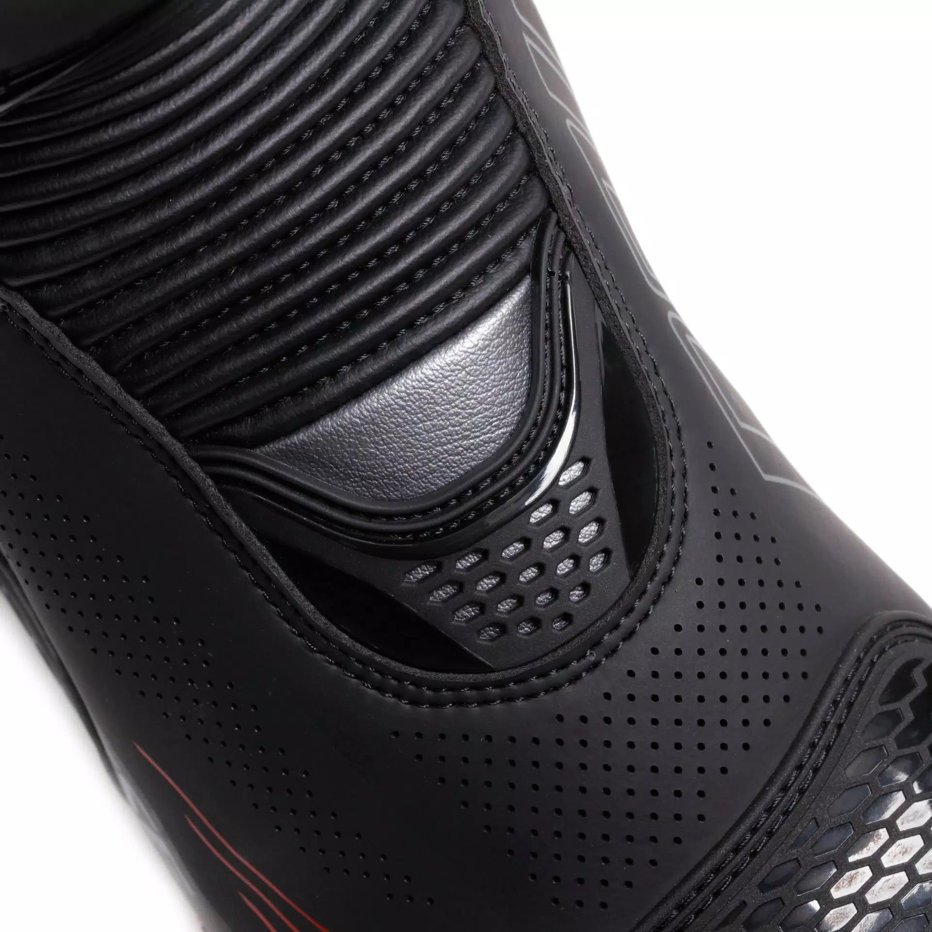 Botas de moto Dainese Torque 4 Air Racing e Estrada Verão | Homens | Preto | 2017900086B7800 