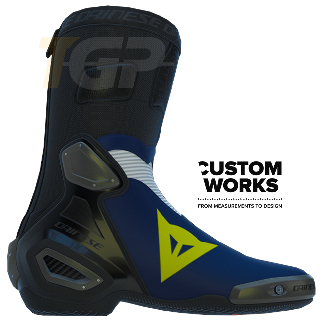 Botas de motociclismo de corrida e estrada Dainese Axial 2 Air | Homem | Azul Yamaha / Branco / Amarelo Fluo | Custom Works 