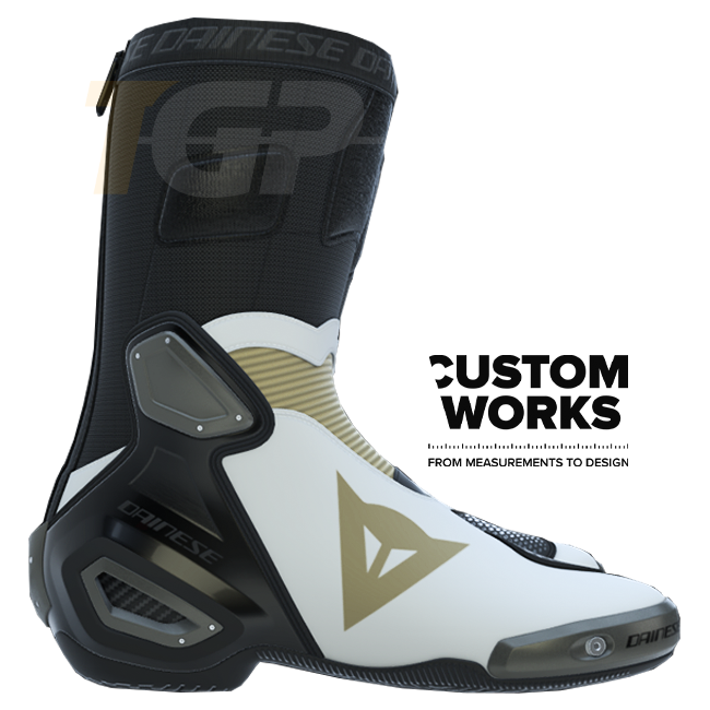 Botas de moto de corrida e estrada Dainese Axial 2 | Homem | Pérola branco / Magnésio | Custom Works 