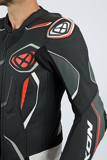 IXON Demonio macacão Macacão de couro – Fato de corrida perfurado | Homem | Vermelho/Preto/Branco 