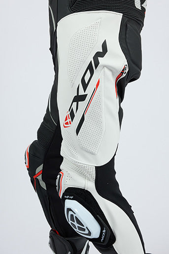 IXON Demonio macacão Macacão de couro – Fato de corrida perfurado | Homem | Preto/Branco/Vermelho 