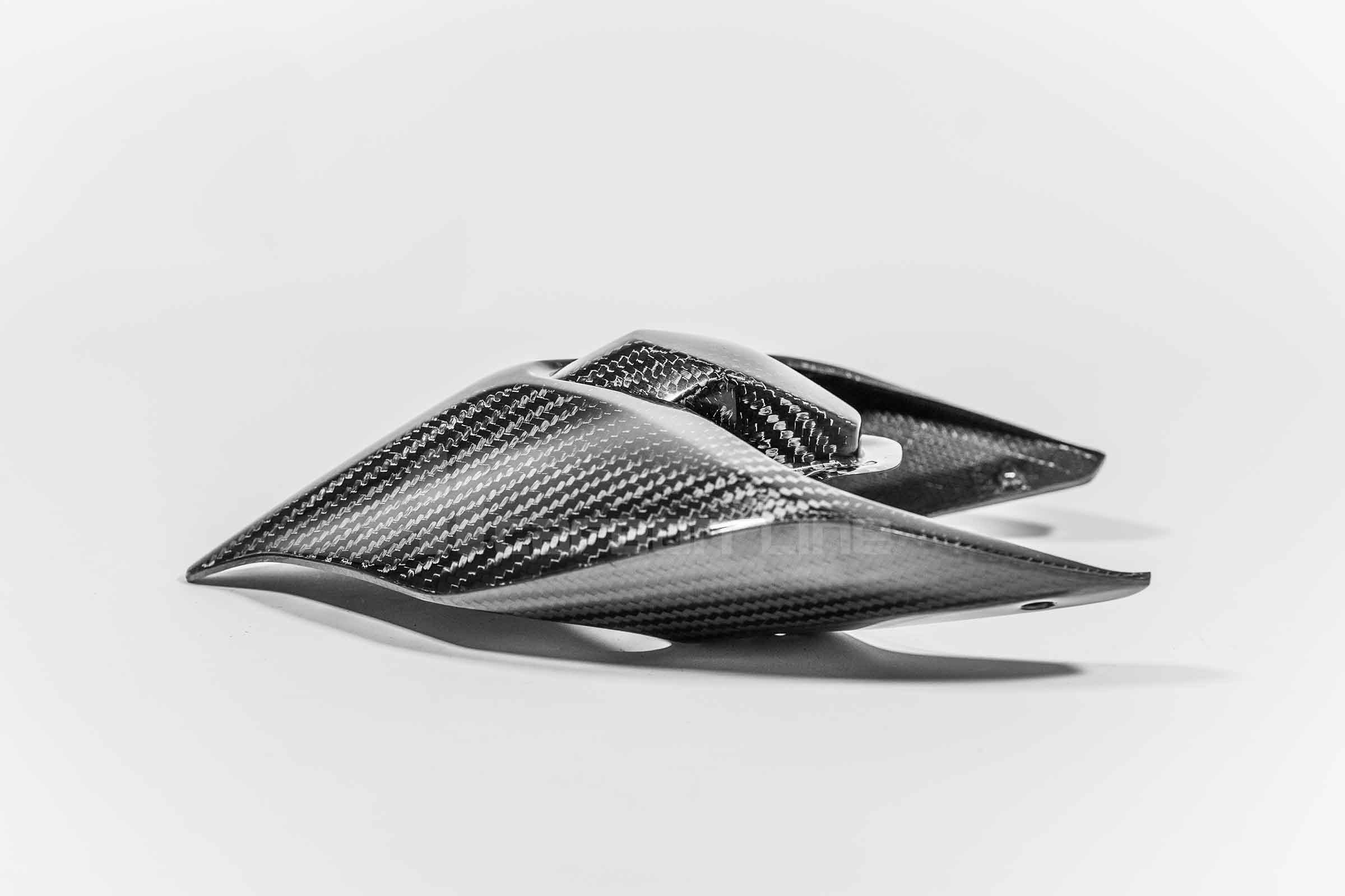 Carenagem traseira em carbono 400g AP Carbon Line Ducati Panigale V4/S/R (18-24) 