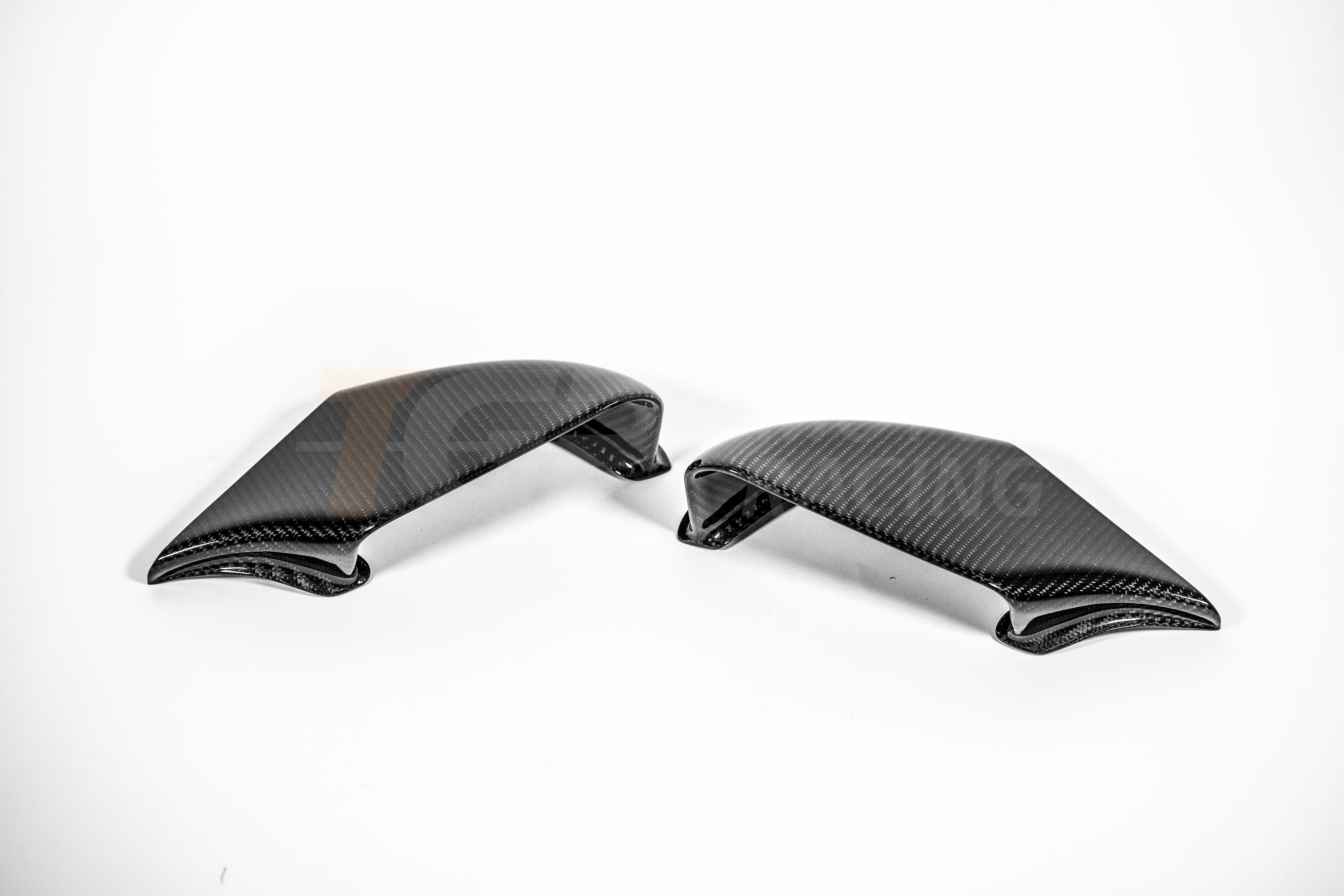 Conjunto de Corner Sidepods 200 g de Carbono AP Carbon Line para Ducati Panigale V4/S/R (25-26) 
