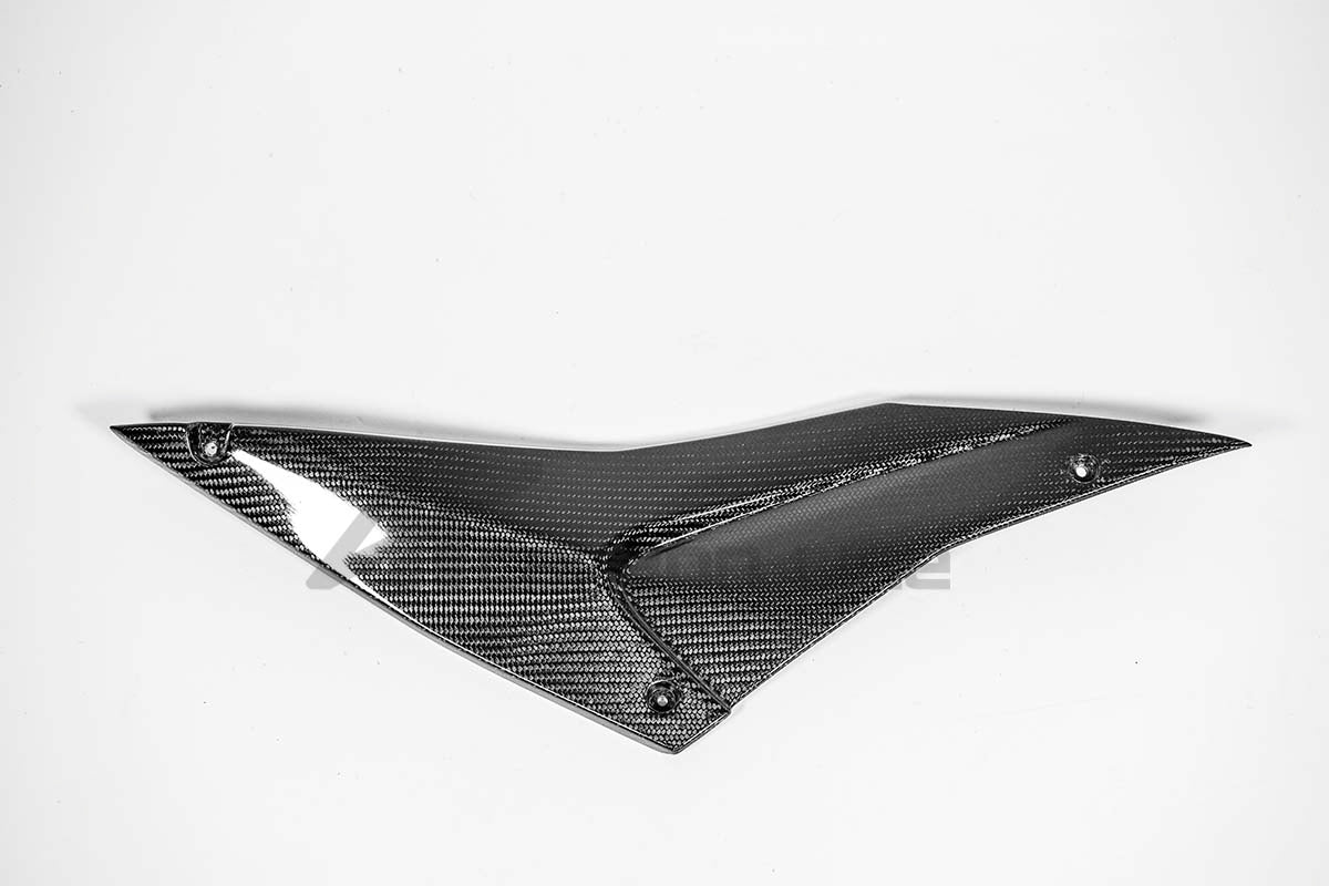 Painel Lateral Inferior Direito 200g AP Carbon Line Aprilia RSV4/RR/1100 Factory (21-25) 