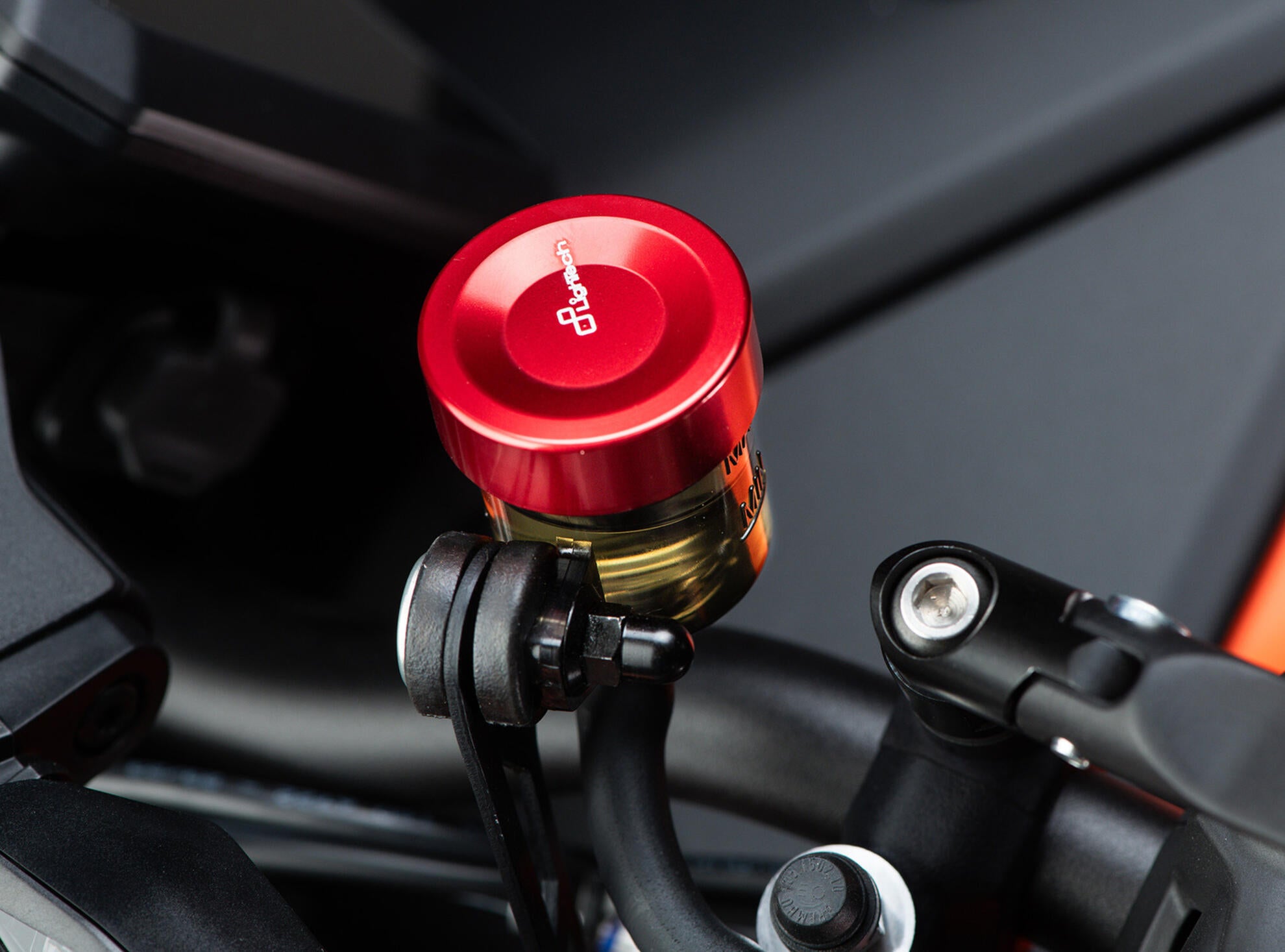 Tampa do reservatório de expansão traseiro LighTech Ducati Panigale V4/S/R (25-26) FBC27 