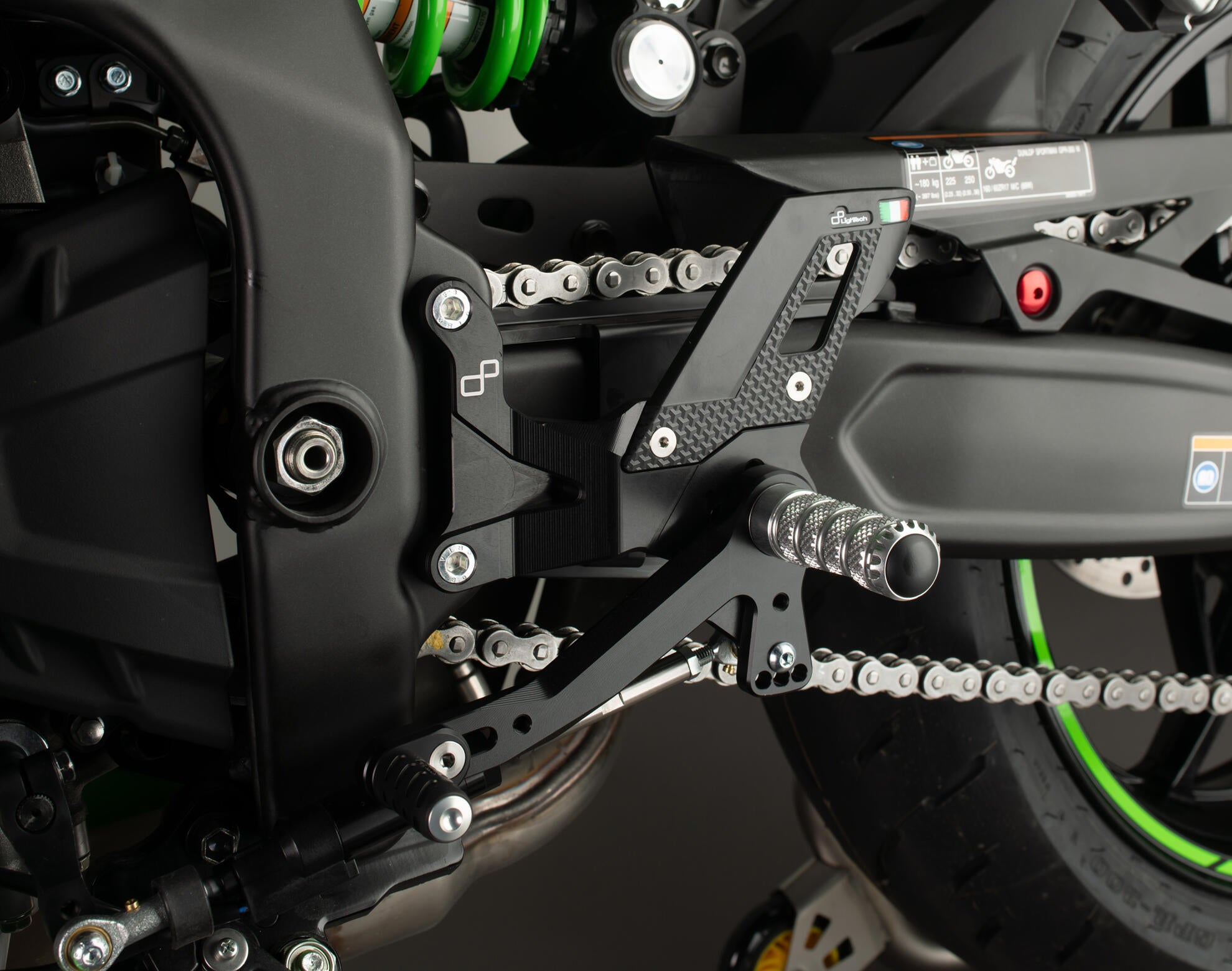 Sistema de escape Track-Use LighTech Kawasaki ZX-4 RR (23-25) FTRKA014 