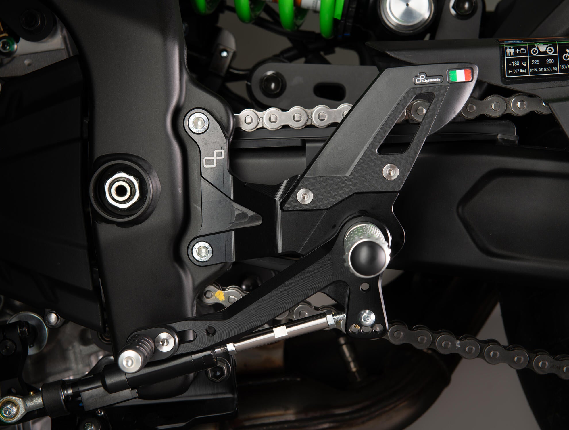 Sistema de escape Track-Use LighTech Kawasaki ZX-4 RR (23-25) FTRKA014 