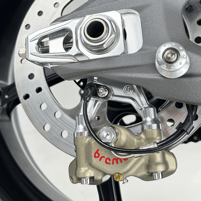 Kit de tensionador de corrente com suporte para pinça de travão e Brembo P2-30 69.5 mm XA6H530 Motocorse Ducati Panigale V4/S (2025) 