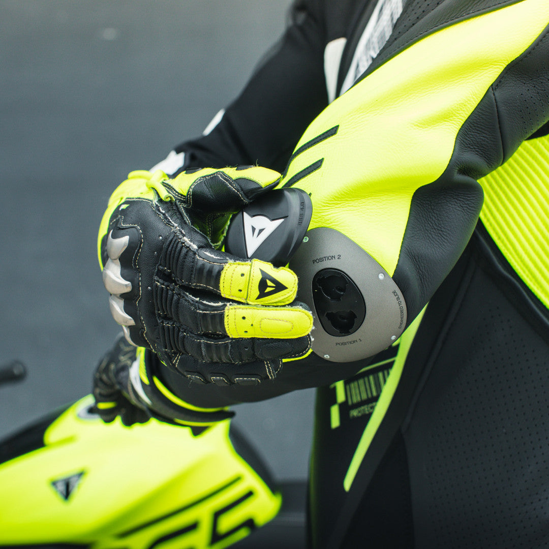 Dainese Audax D-ZIP fato de couro de uma peça – fato de corrida perfurado | Homens | Preto/Amarelo Neon 