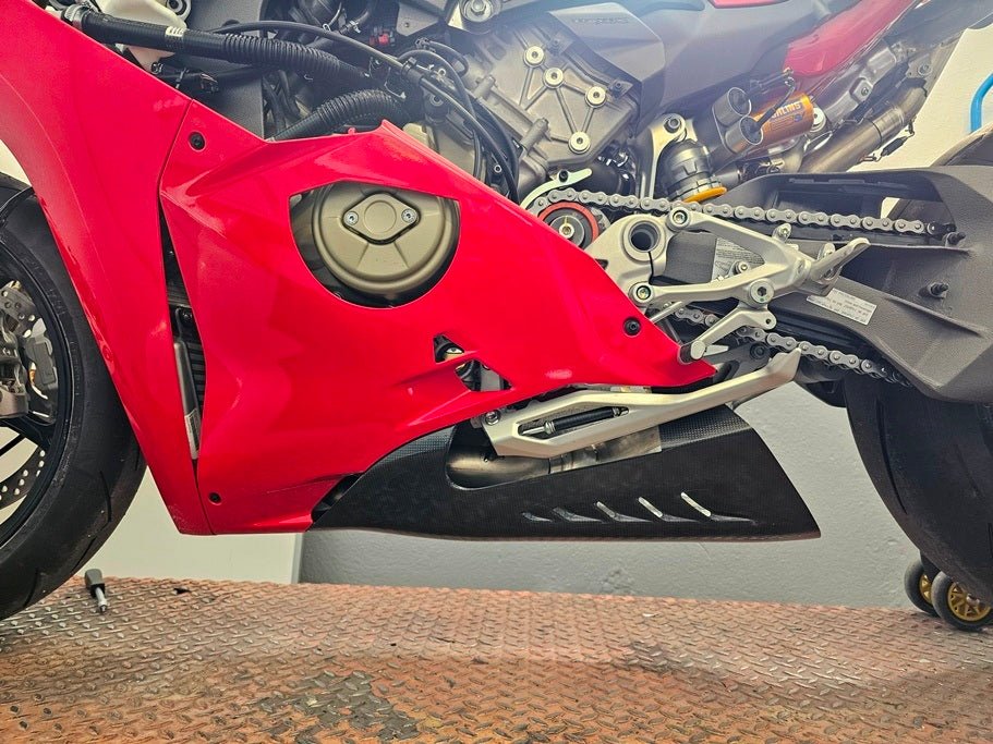Spoiler de traseira em carbono Fullsix para Ducati Panigale V4/S (2025) 