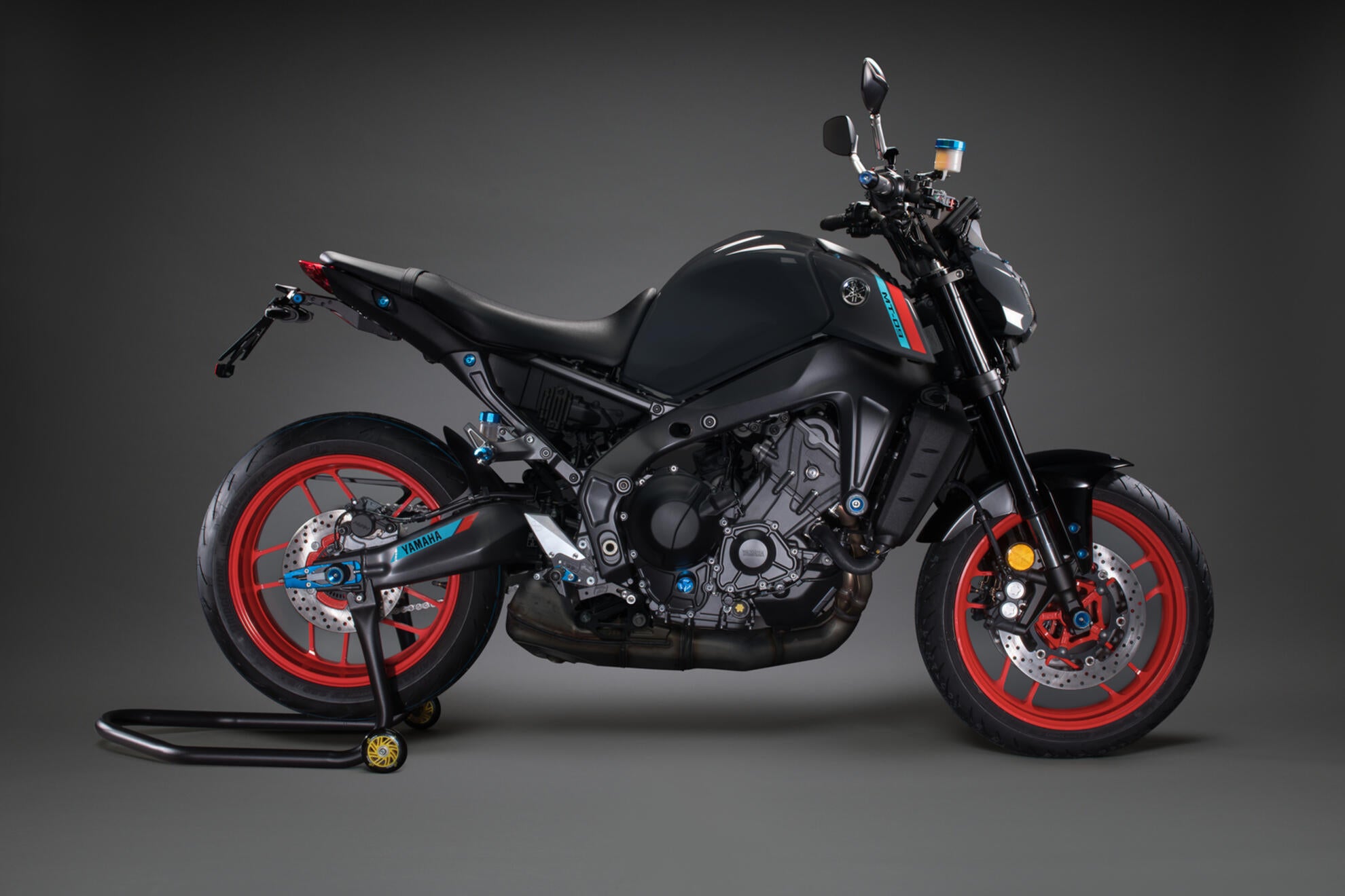 Suporte de roda traseira em aço LighTech Ducati Panigale V4/S/R (25-26) com suportes de garfo RSF036 