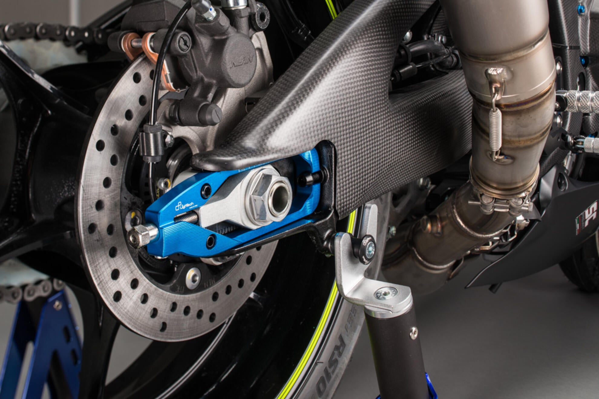 Tensionador de corrente LighTech Suzuki GSX-R 1000 (17-23) TESU008 