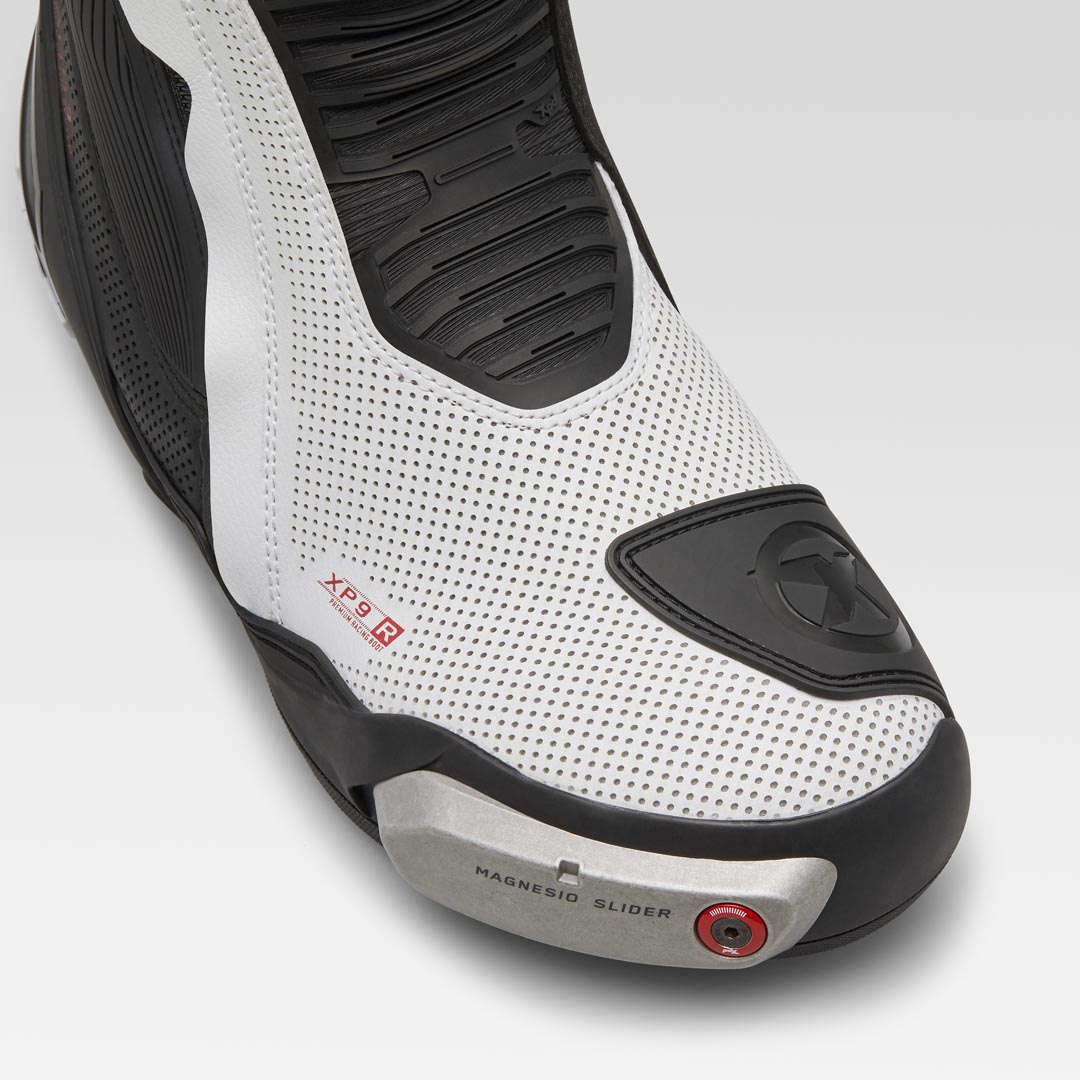XPD XP9-R AIR bota de corrida e estrada perfurada para moto | Masculino | Branco/Preto 