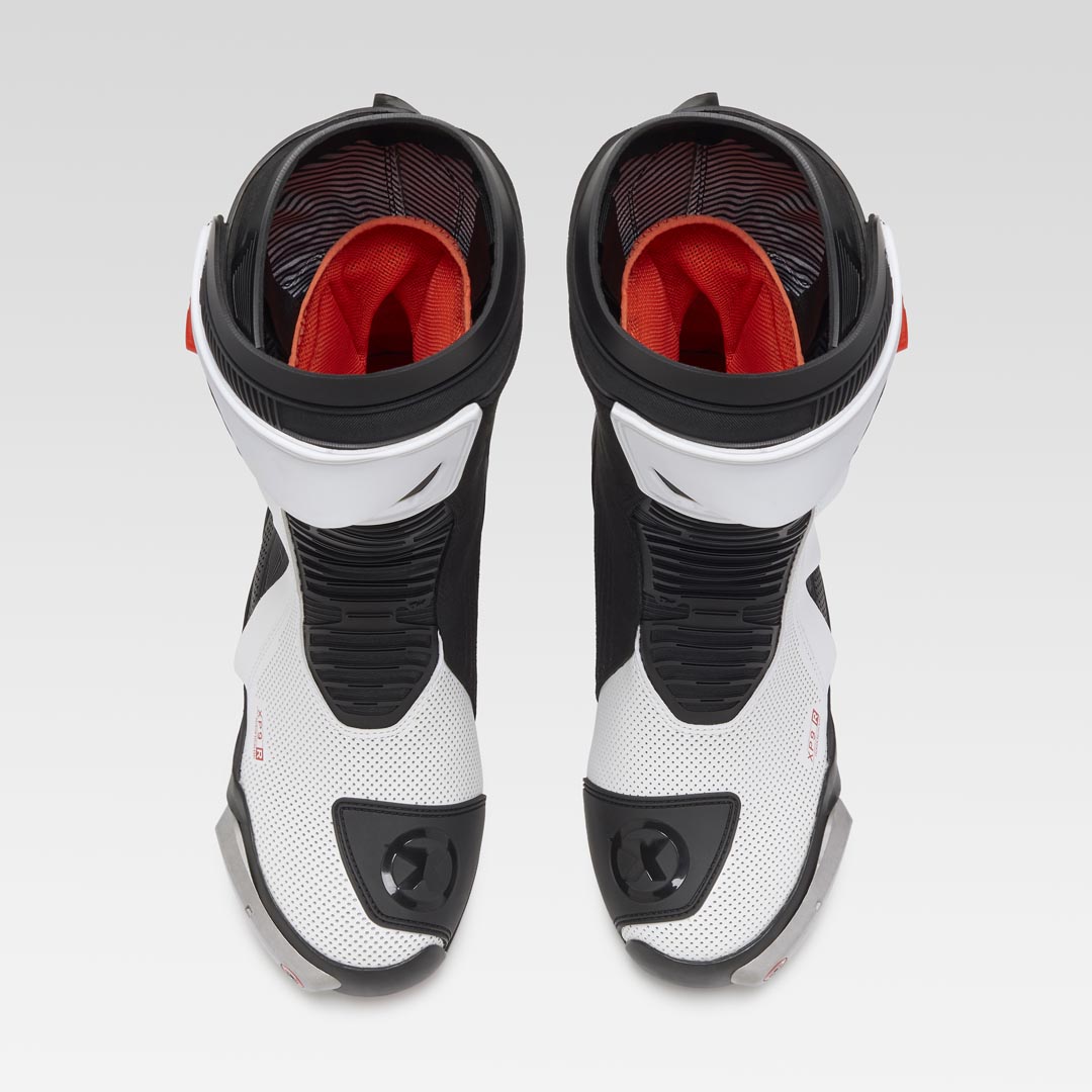 XPD XP9-R AIR bota de corrida e estrada perfurada para moto | Masculino | Branco/Preto 