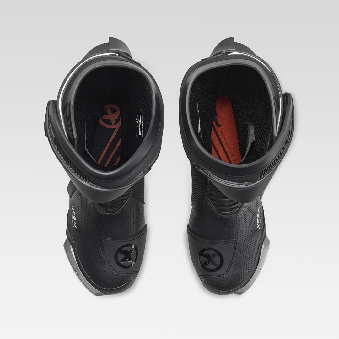 Botas de moto de corrida e estrada XPD XP9-S AIR perfuradas | Masculino | Branco/Preto 