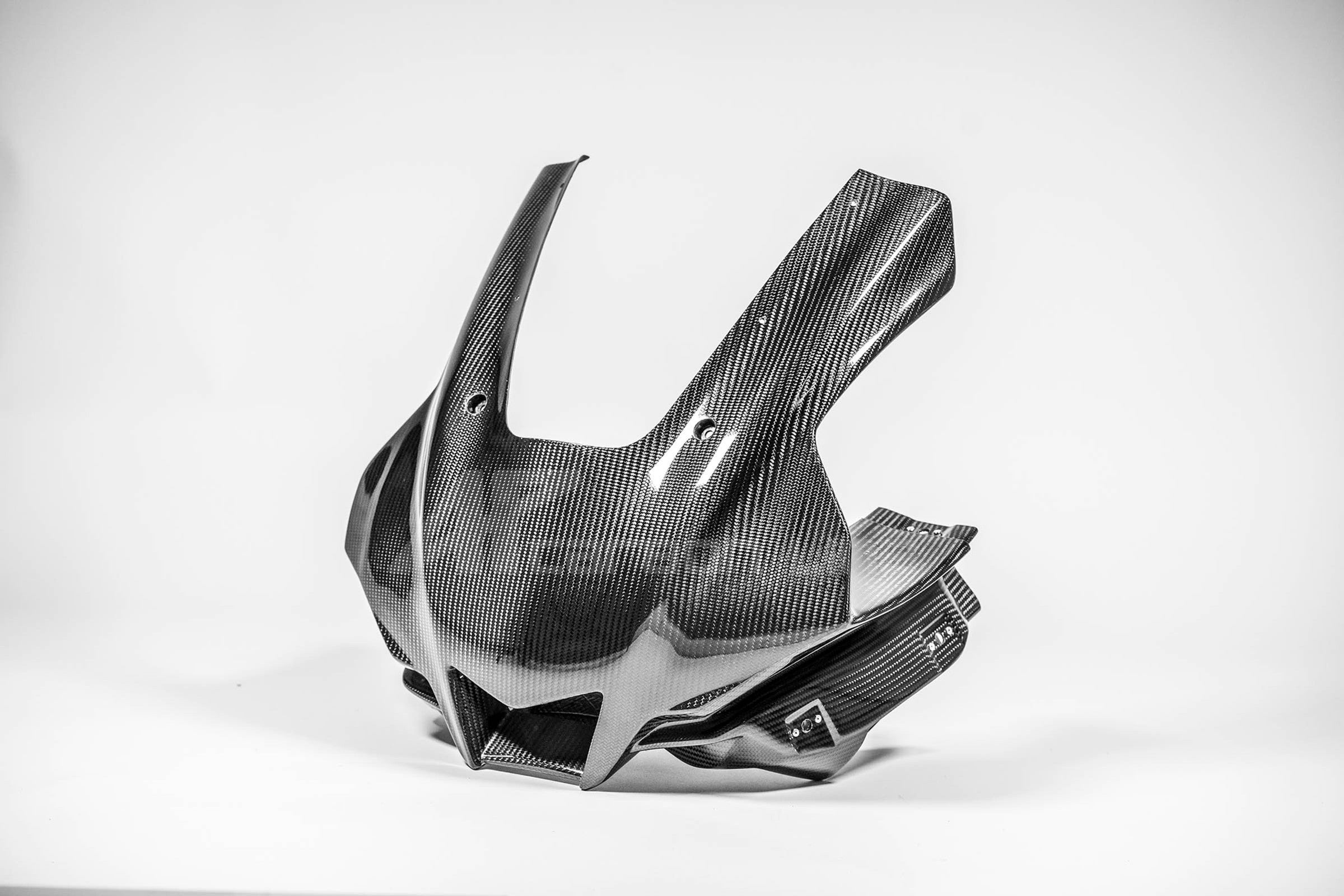 Máscara frontal 200g AP Carbon Line Yamaha YZF-R1/M RN65 (20-25) 