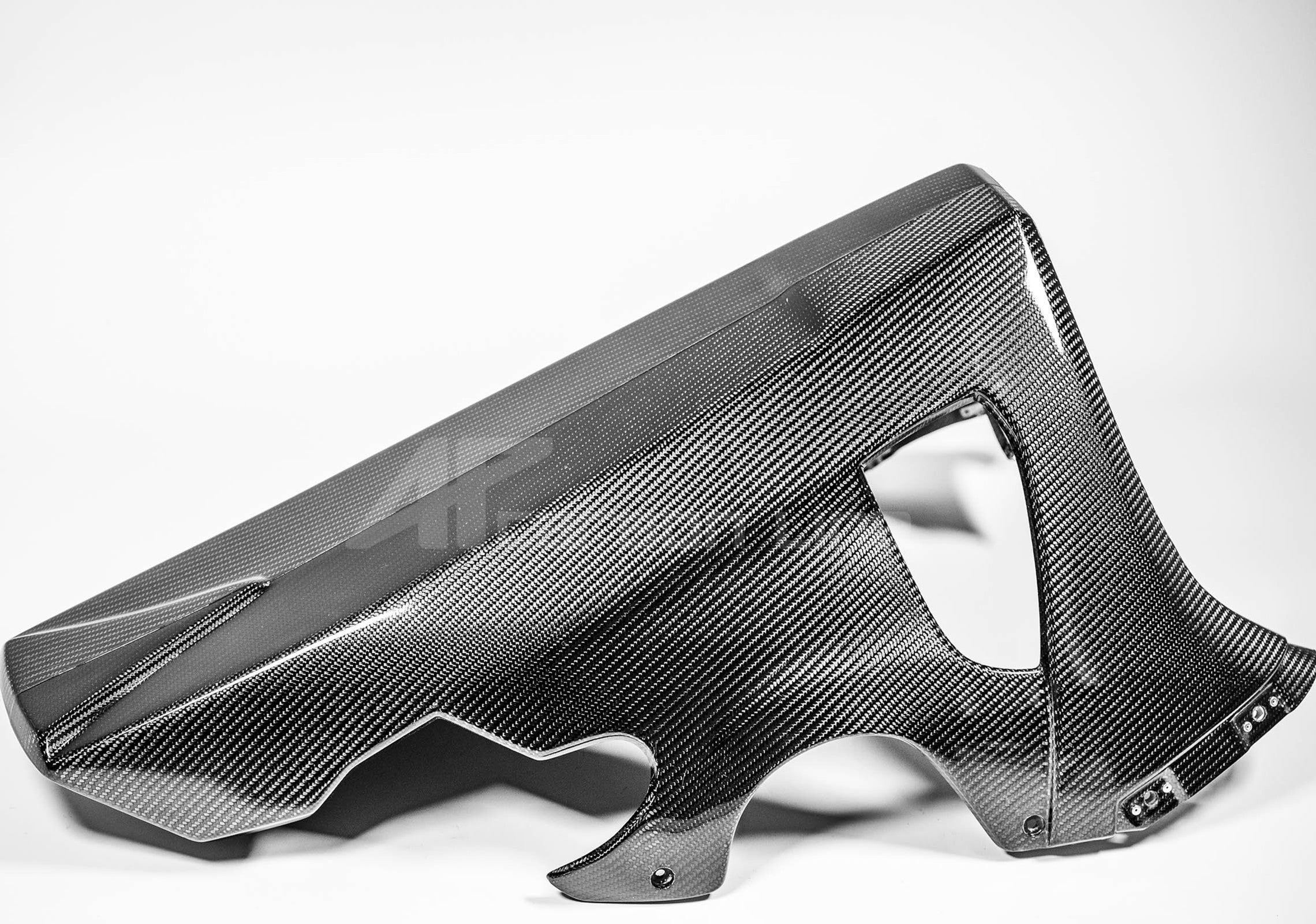 Spoiler de bug 200g AP Carbon Line Yamaha YZF-R1/M RN65 (20-25) 