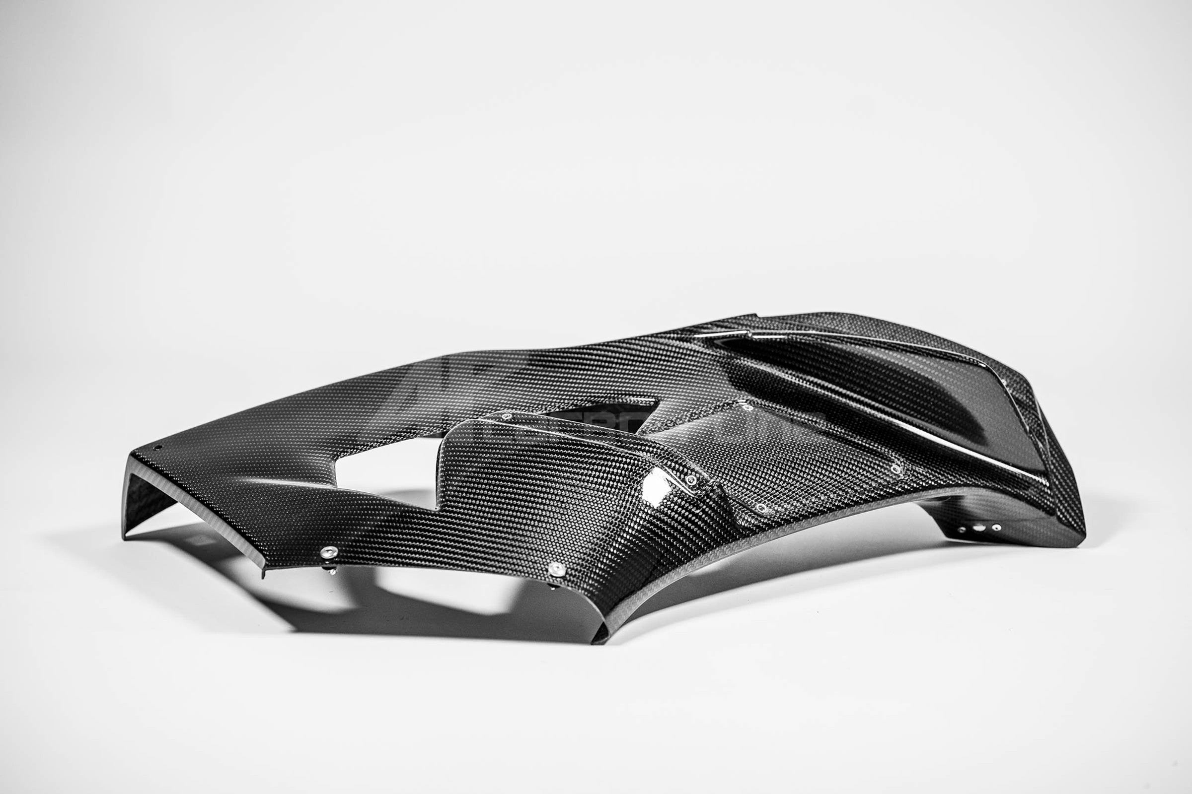 Painel lateral direito 200g AP Carbon Line Honda CBR 1000 RR-R SC82 (20-23) 