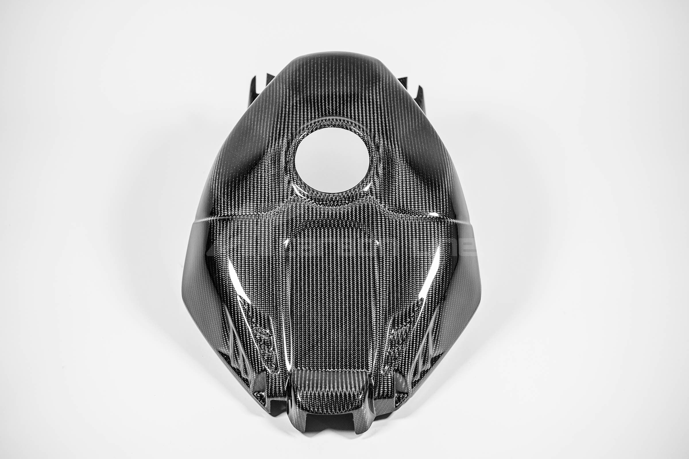 SBK Tampa de tanque 200g AP Carbon Line Honda CBR 1000 RR-R SC82 (20-23) 