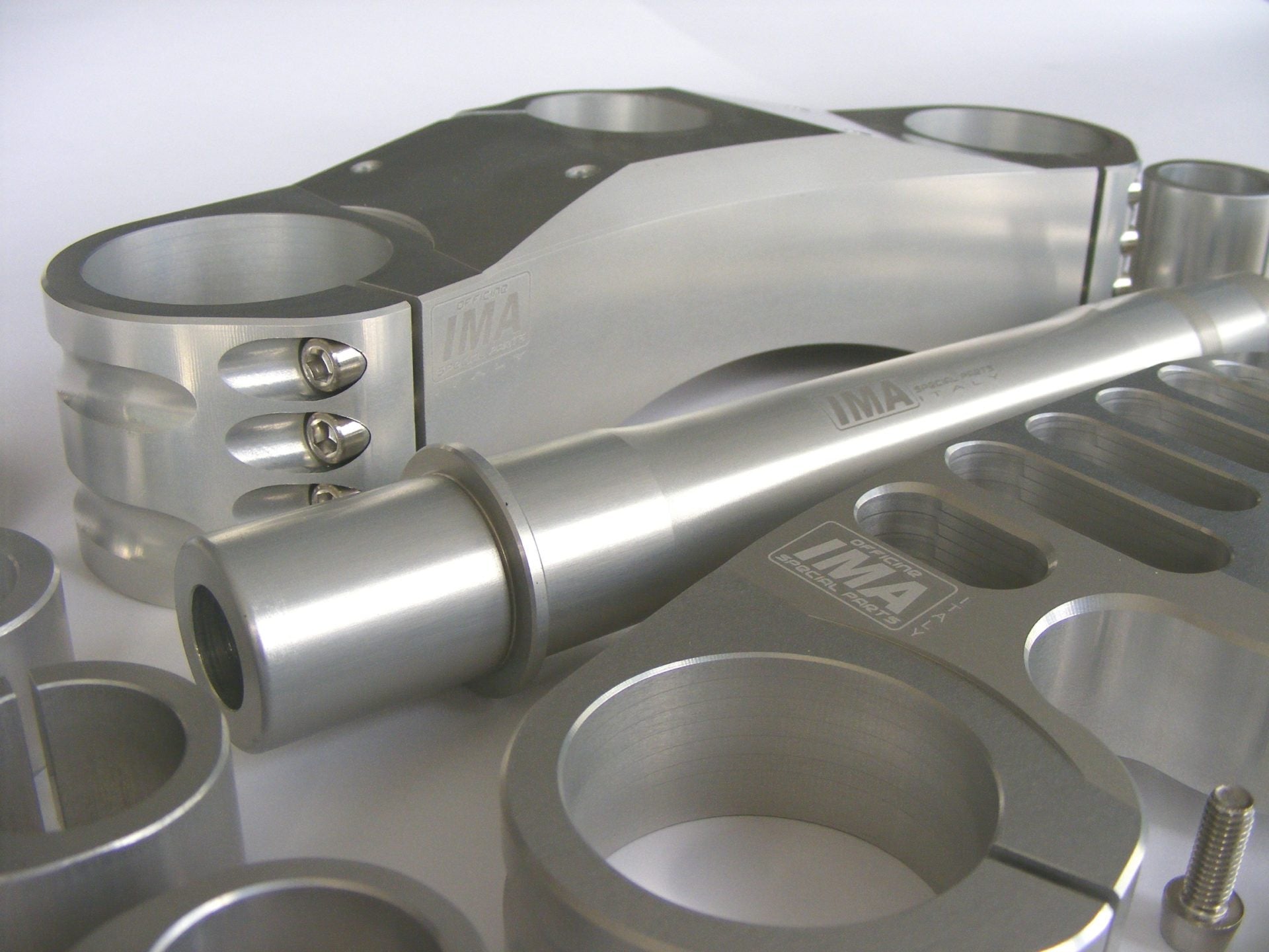 Ima Special Parts Racing Mesa de Direção Yamaha YZF-R6 RJ11 RJ15 (06-16) 