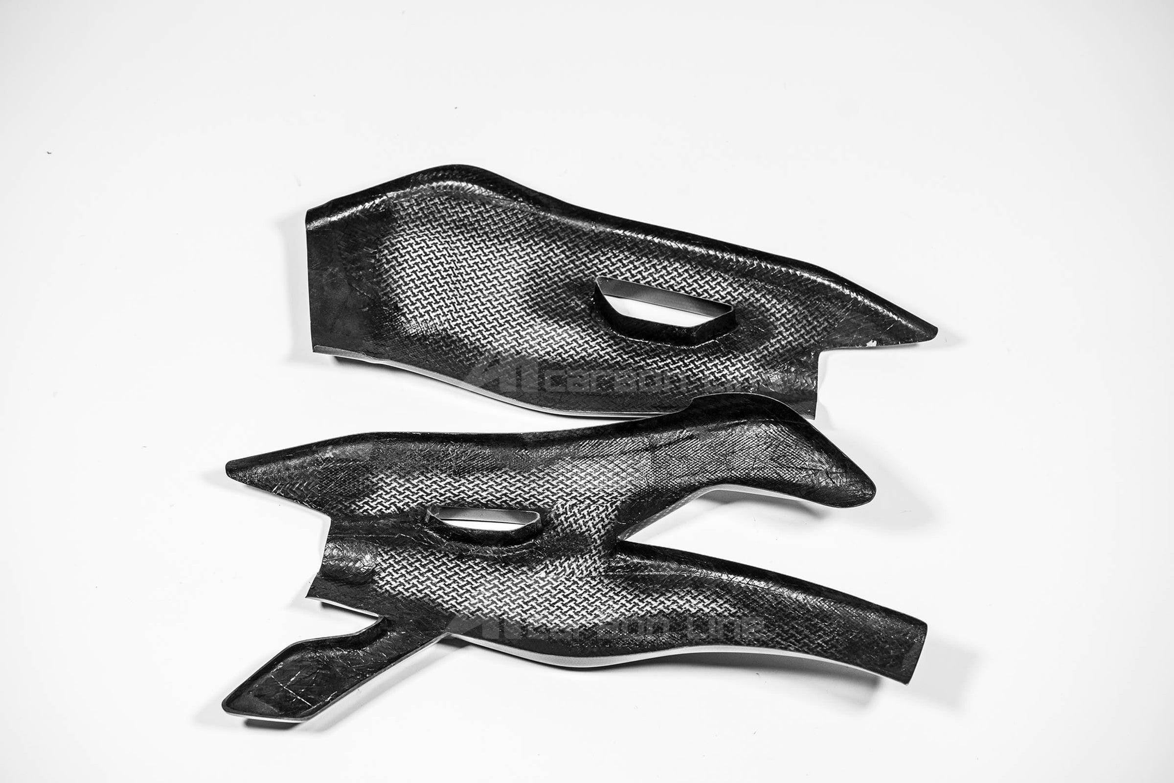 Cobrimentos de braço oscilante 200g AP Carbon Line Yamaha YZF-R1/M RN32, RN49 e RN65 (15-25) 
