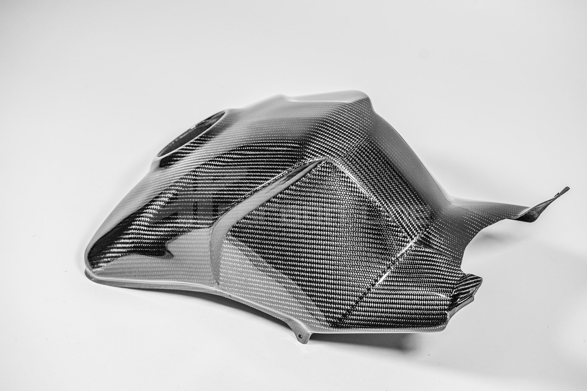 Tampa do tanque SBK 200g AP Carbon Line Ducati Panigale V4/S/R (22-24) 