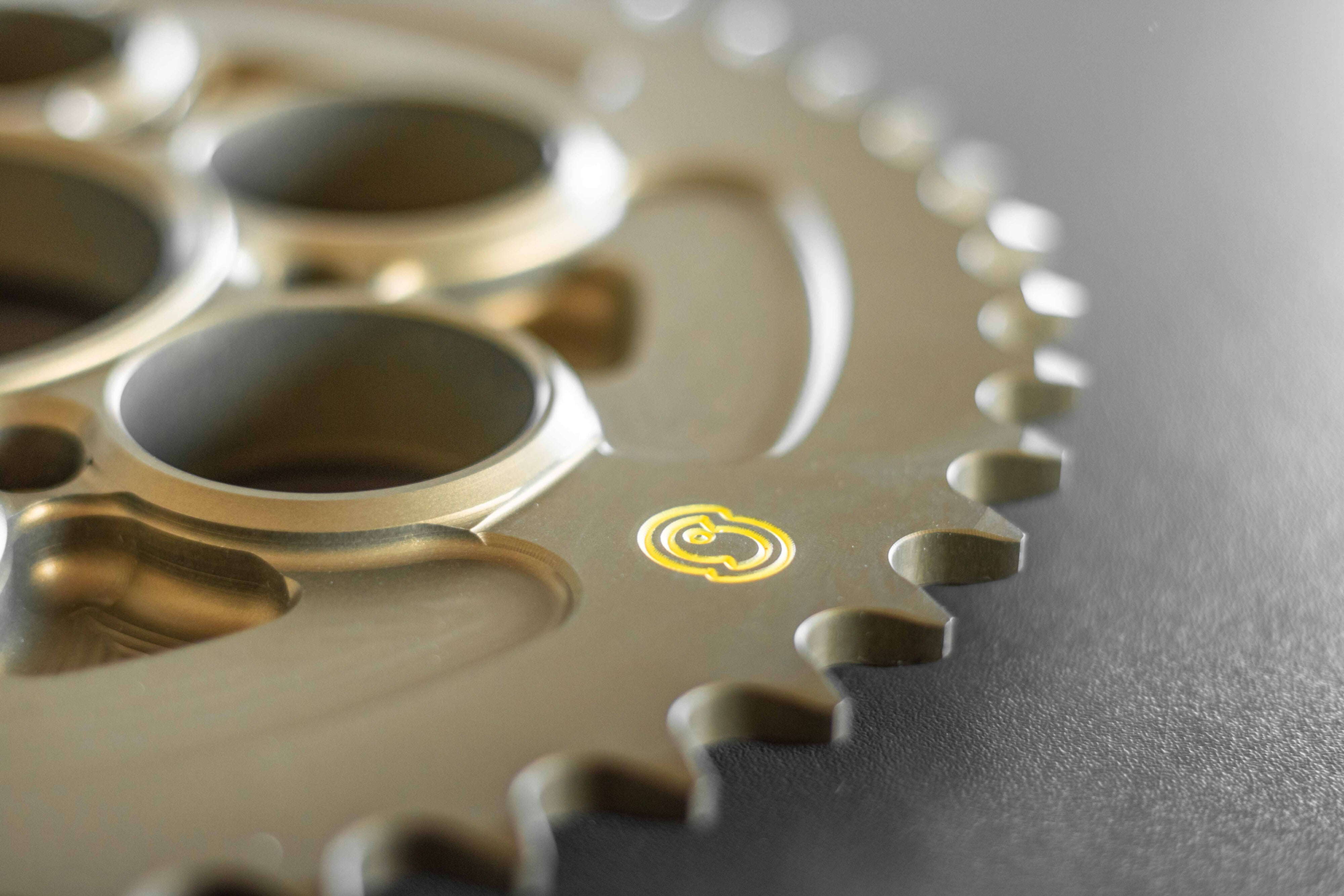 Sitta Roda de corrente em alumínio Ducati Panigale 1199/R/S (12-17) (206D) 37-46 dentes, passo 520/525 