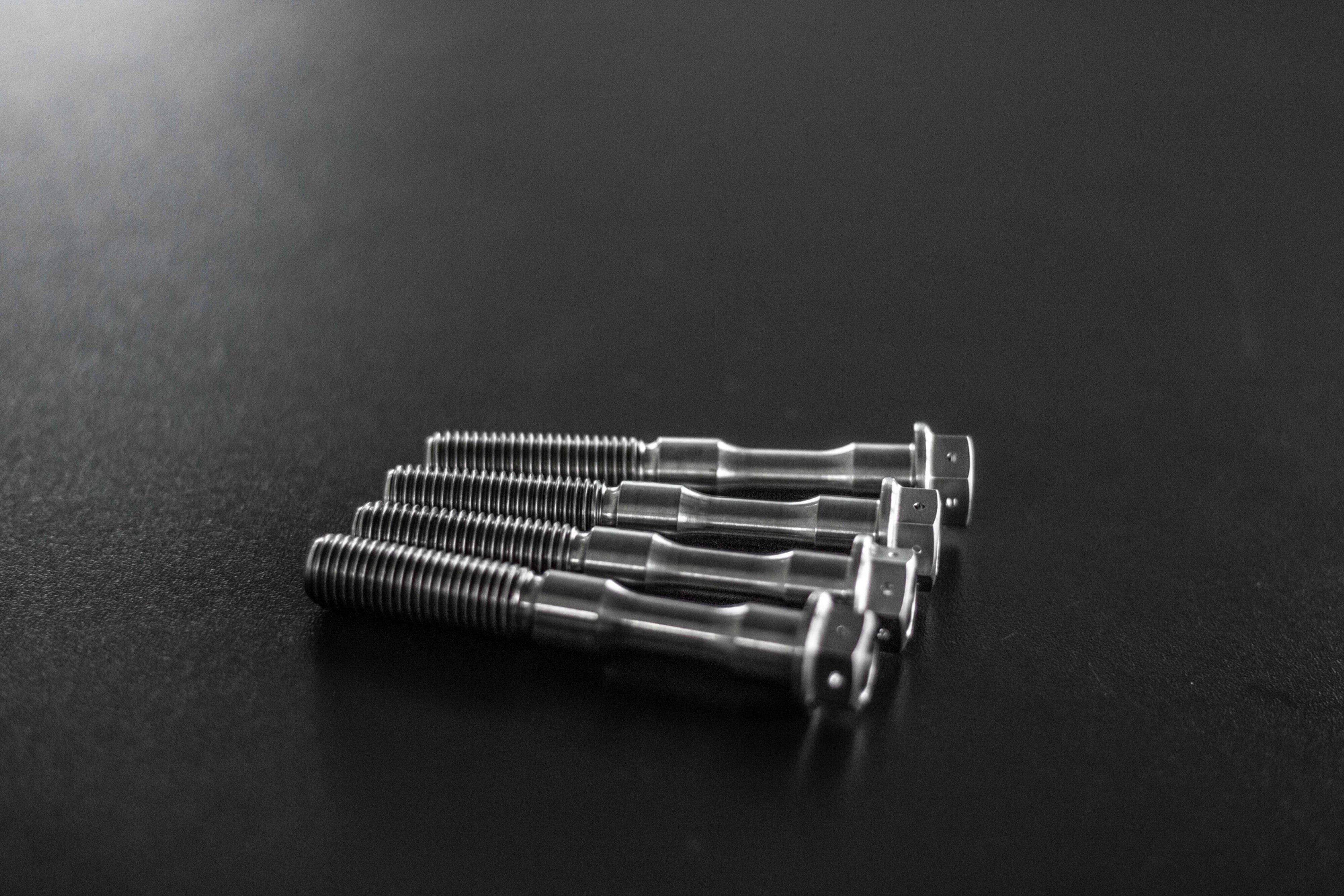 Kit de parafusos de titânio para pinça de travão Ducati Panigale V4/S/R (18-24) TGP 
