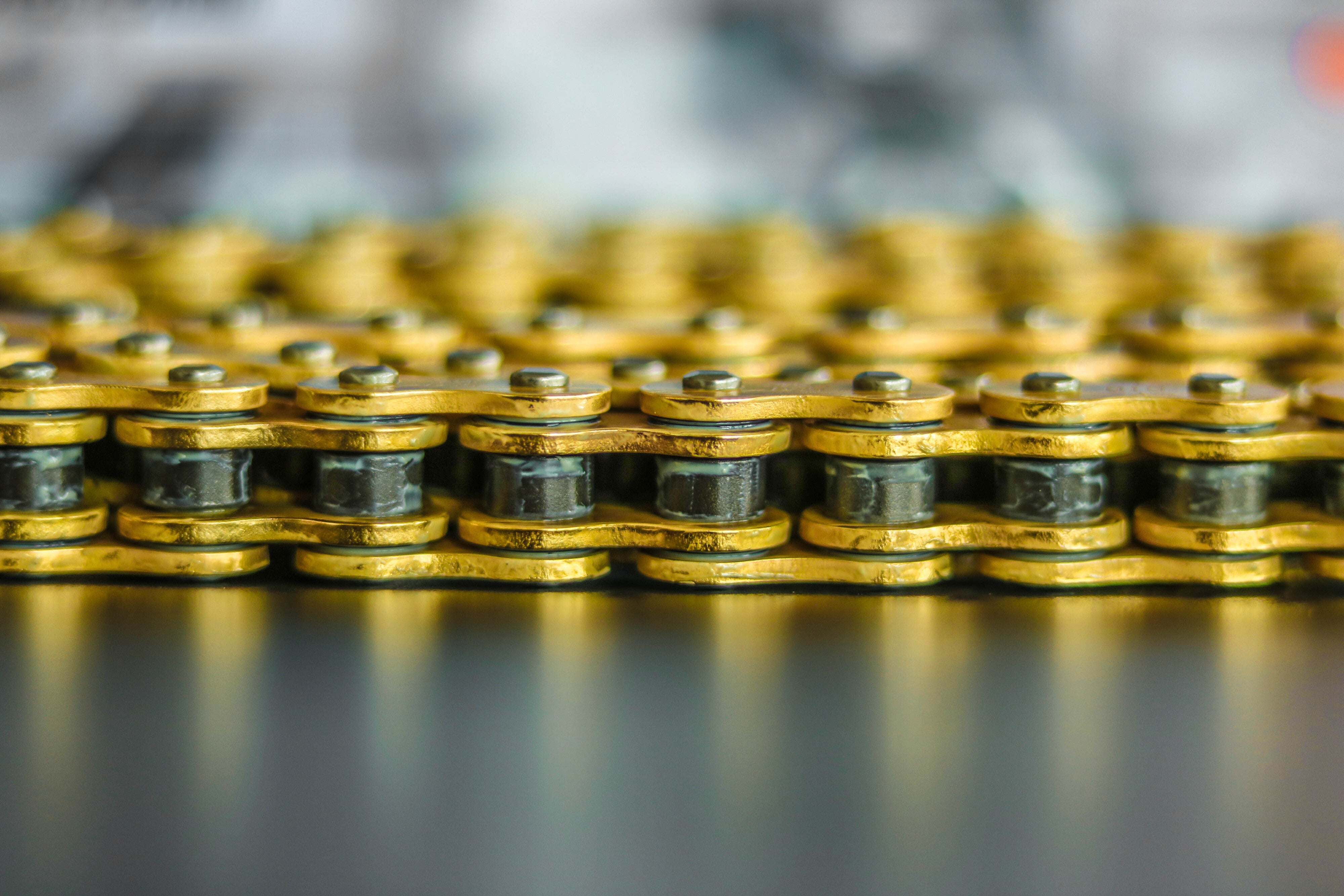 Corrente D.I.D 520ZVM-X X-Ring 520 G&G aberta com fecho de rebite – 100 a 132 elos 