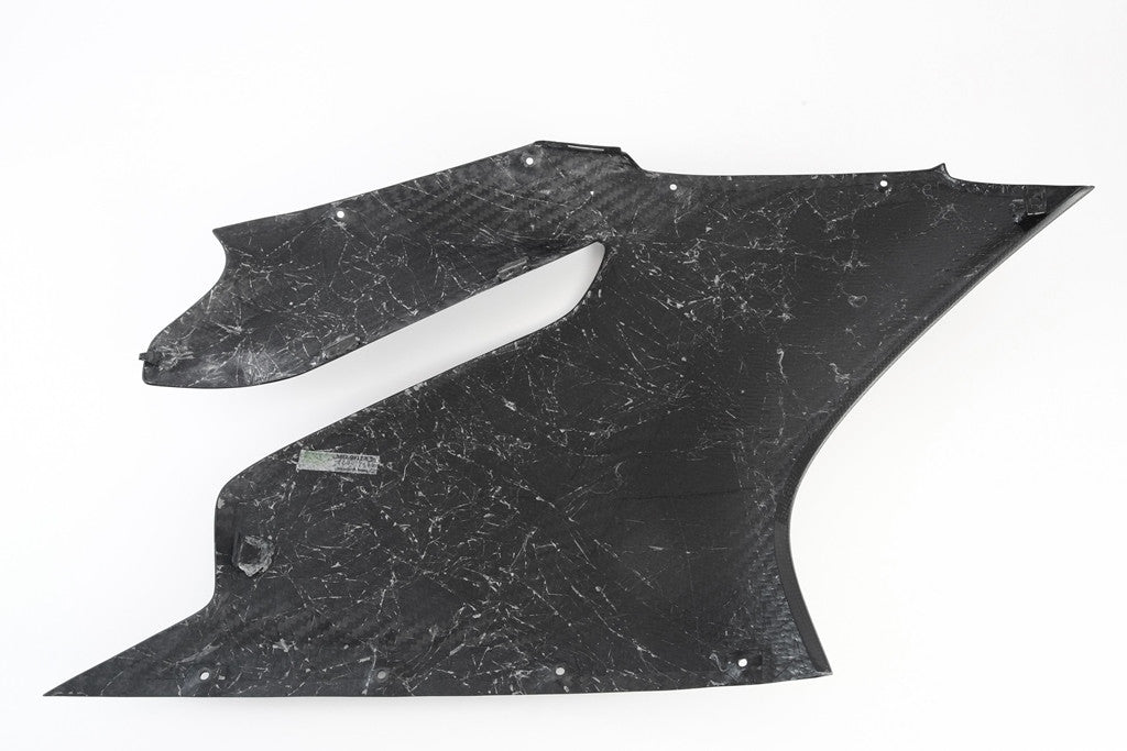 Painel lateral esquerdo em carbono Fullsix para Ducati Panigale 1199/R/S (12-17) 