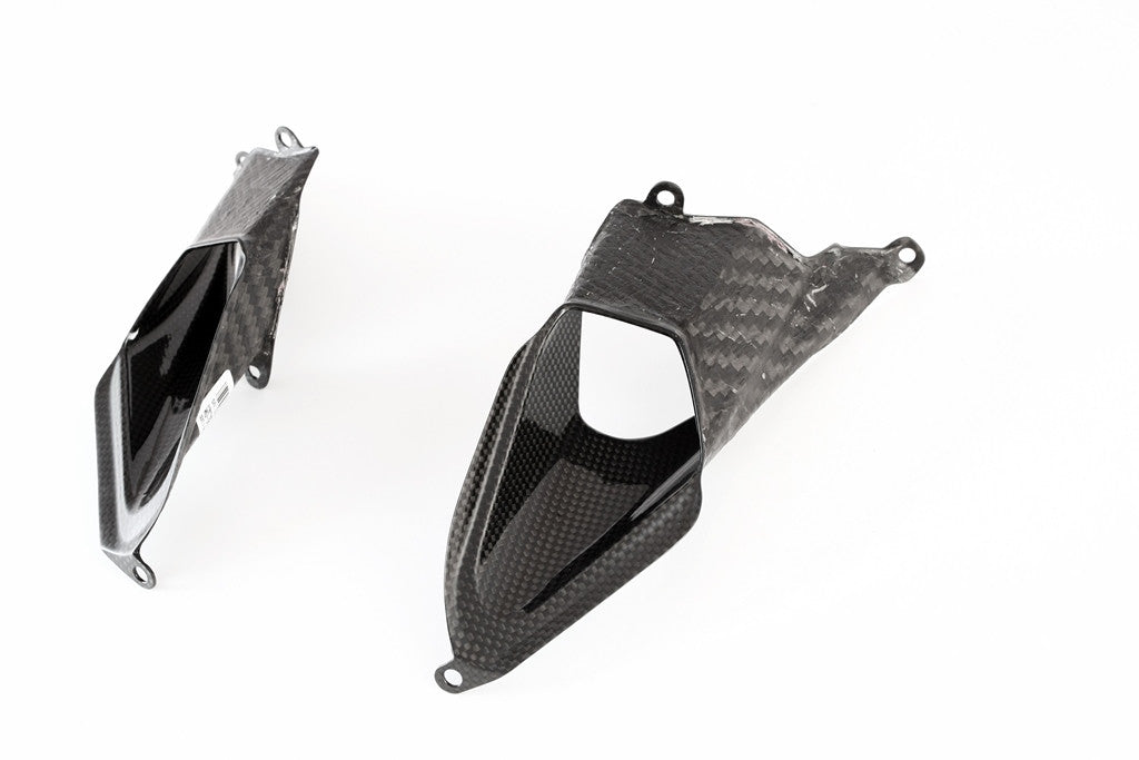 Entradas de ar traseiras em carbono Fullsix para Ducati Panigale 1199/R/S (12-17) 